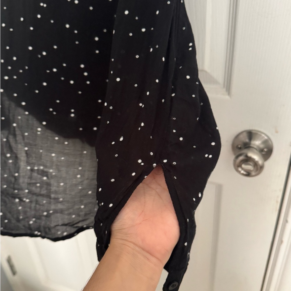 Bella Dahl black polka dot sheer button-up 🌟 - Picture 6 of 6